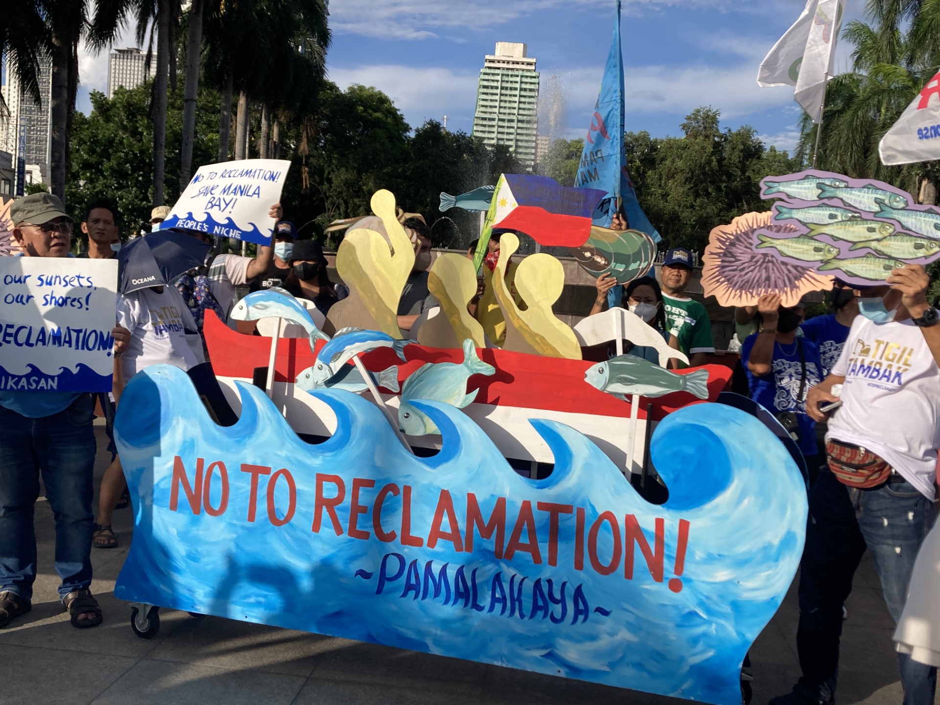 A picture of Pamalakaya in Mendiola on June 5, 2023 protesting against the reclamation activities in Manila Bay.